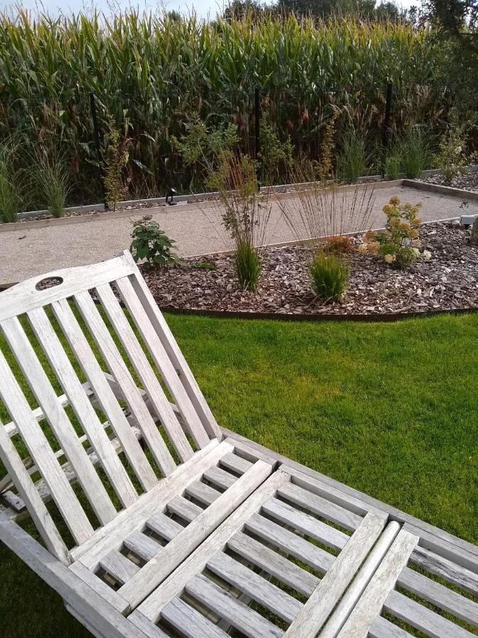 Bed and Breakfast Les Agapanthes Camphin-en-Pevele Екстер'єр фото